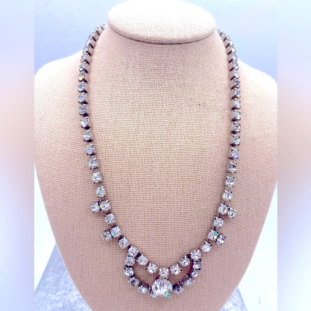 Vintage Elegant Silver Tone Clear Rhinestone Choker Necklace 16”